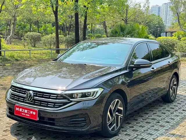 Volkswagen Sagitar Sagitar 2023 280tsi Dsg Surpasses Lite Version — фото