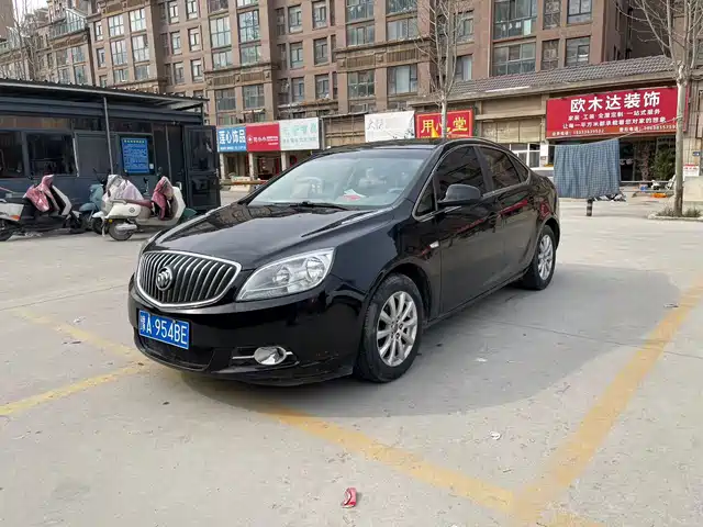 Buick Yinglang Yinglang 2013 Gt 1.6l Automatic Comfort Version — фото