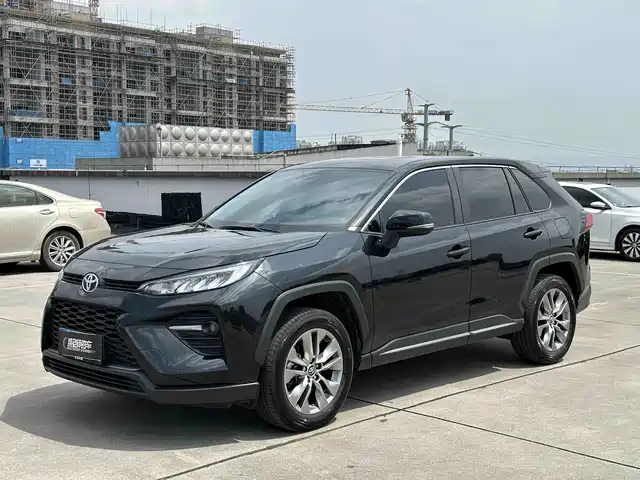 Toyota Willanda Wilanda 2023 2.0l Cvt Two-Wheel Drive Leading Version — фото