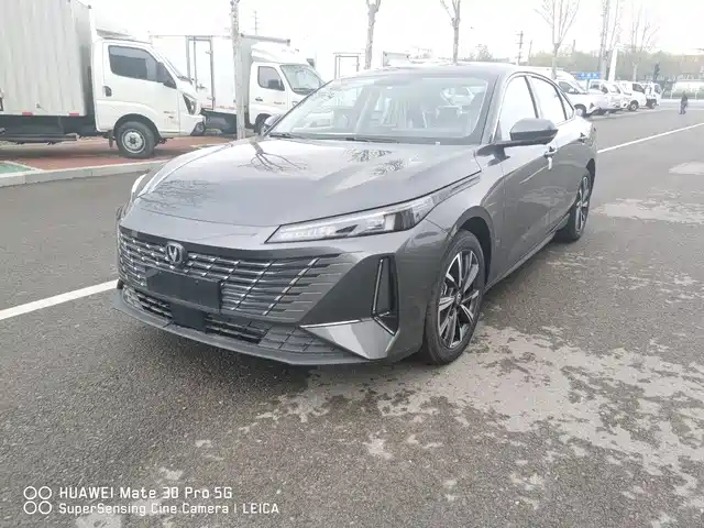 Chang'An Escape Eado 2025 Blue Whale 1.5t 500bar Premium Type — фото