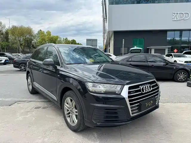 Audi Audi Q7 Audi Q7 2018 40 Tfsi Comfort Type