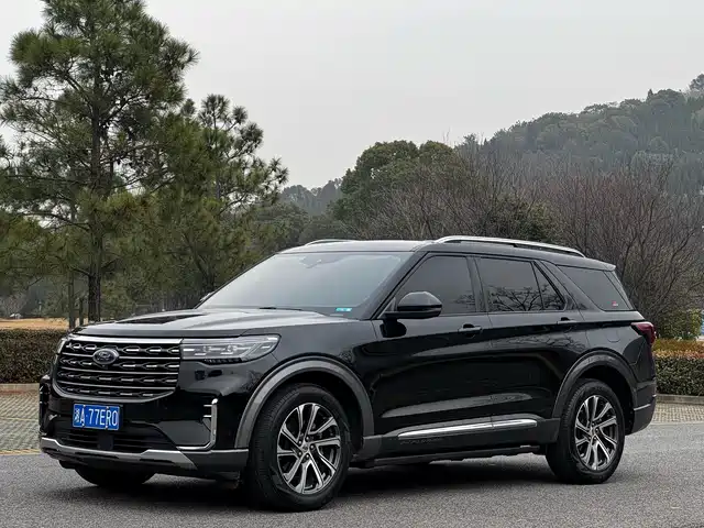 Ford Explorer Explorer 2023 Ecoboost 285 Four-Wheel Drive Style Plus Version 7 Seats