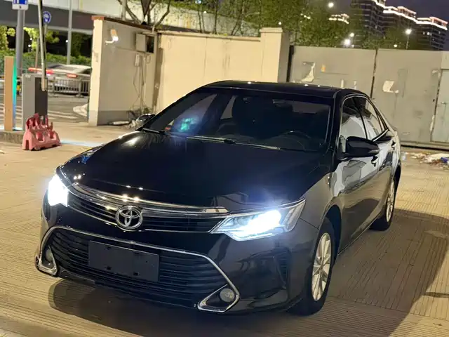 Toyota Camry Camry 2016 2.0g 10th Anniversary Leading Edition — фото