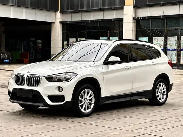 Bmw Bmw X1 Bmw X1 2018 Sdrive18li Fashion Model — фото