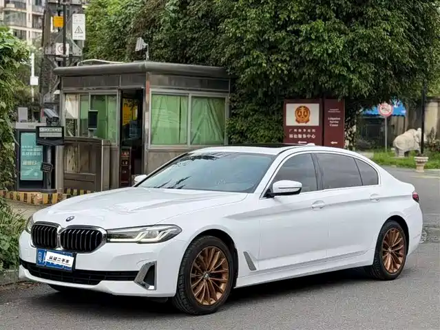 Bmw Bmw 5 Series Bmw 5 Series 2021 525li Luxury Package — фото