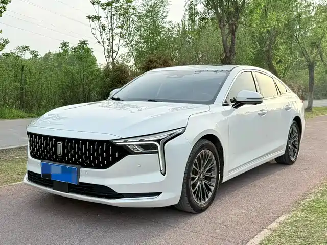 Galloping Pentium B70 Pentium B70 2023 Third Generation 1.5t Automatic Enjoyment Model