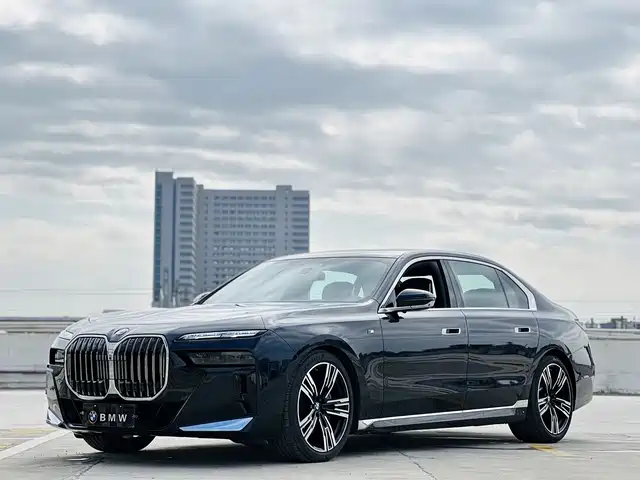Bmw Bmw 7 Series Bmw 7 Series 2023 740li Exclusive M Sports Package — фото