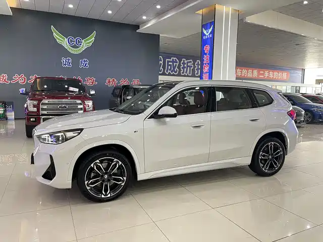 Bmw Bmw X1 Bmw X1 2023 Sdrive25li M Sports Package