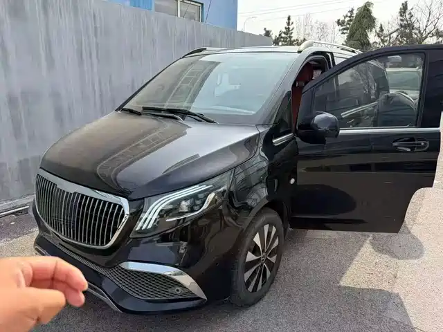 Mercedes-Benz Vito Vito 2023 2.0t Business Edition 7 Seats — фото