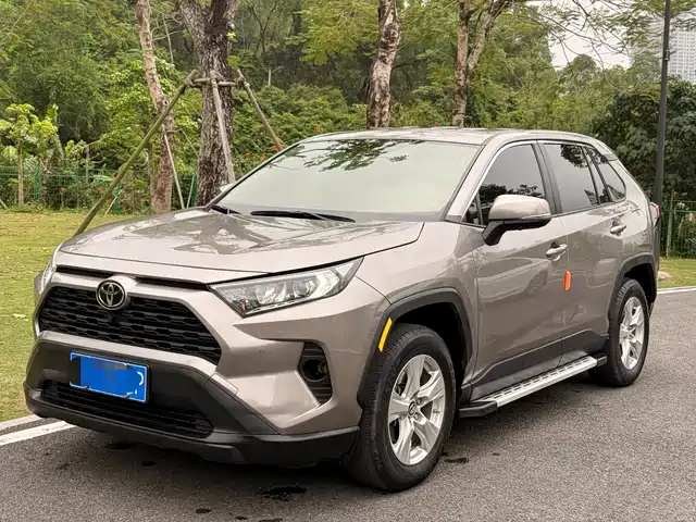 Toyota Rav4 Rongfang Rav4 Rongfang 2022 2.0l Cvt Two-Wheel Drive Urban Version — фото