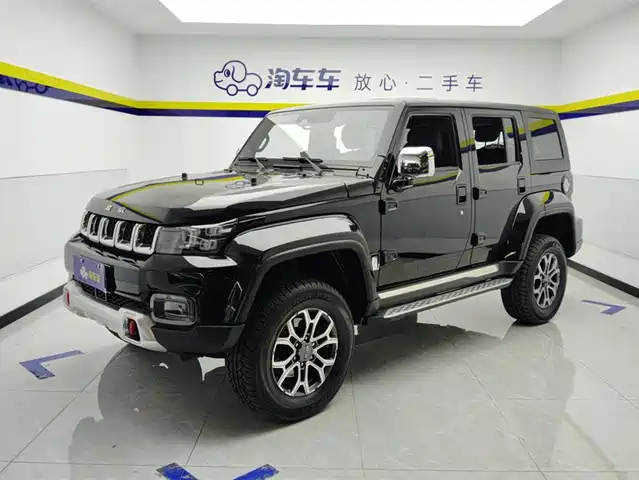 Beijing Cross Country Beijing Off-Road Bj40 Beijing Off-Road Bj40 2023 2.0t Automatic Four-Wheel Drive City Hunter Version Knight Type
