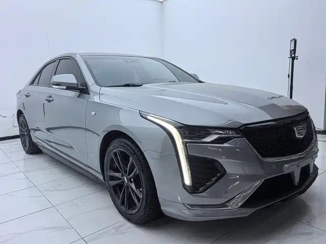 Cadillac Cadillac GT4 Cadillac Gt4 2023 25t Luxury Model — фото