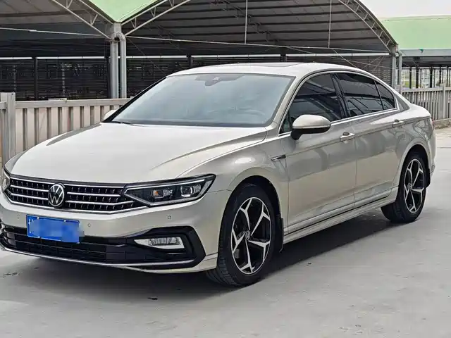 Volkswagen Magotan Magotan 2023 2 Million Commemorative Edition 330tsi Dsg Luxury Model — фото