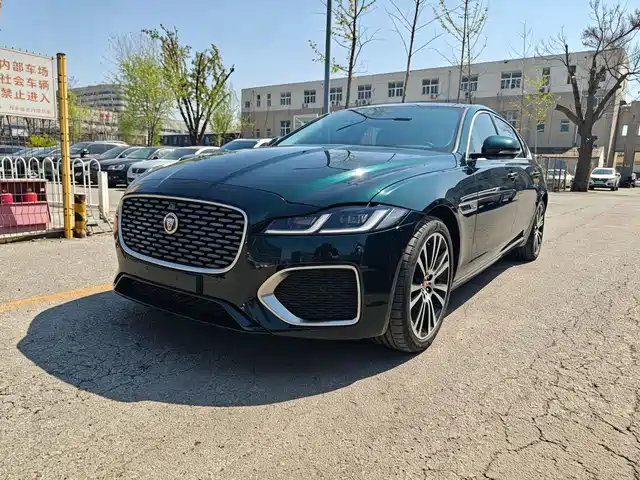 Jaguar Jaguar Xfl Jaguar Xfl 2024 2.0t P250 Two-Wheel Drive Exclusive Luxury Version — фото