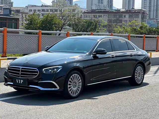 Mercedes-Benz Mercedes-Benz E-Class Mercedes-Benz E-Class 2023 E 300 L Sporty And Fashionable — фото