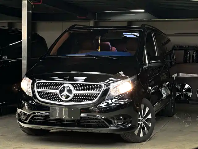 Mercedes-Benz Vito Vito 2023 2.0t Elite Edition 7 Seats