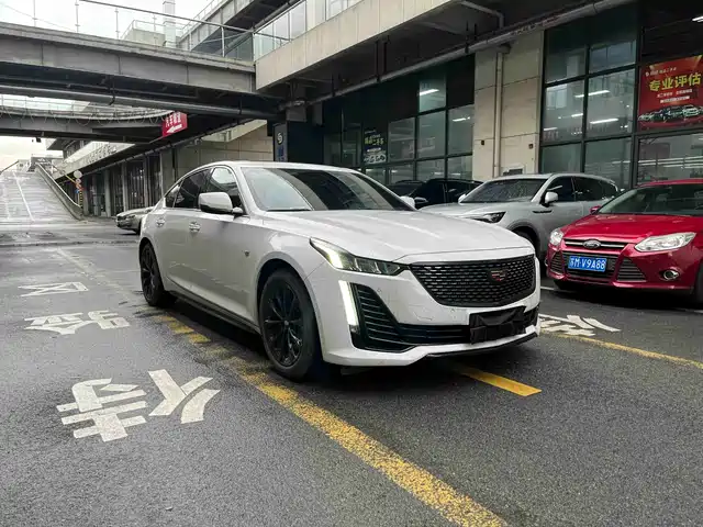 Cadillac Cadillac Ct5 Cadillac Ct5 2022 28t Luxury Model — фото