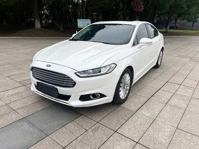 Ford Mondeo Mondeo 2013 2.0l Gtdi200 Luxury Model