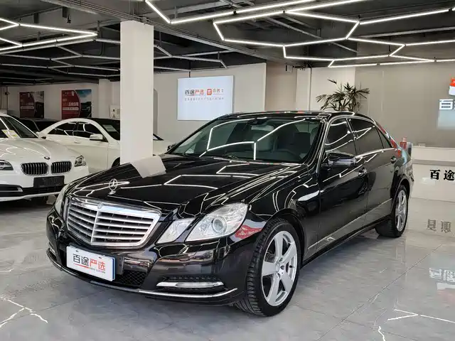 Mercedes-Benz Mercedes-Benz E-Class Mercedes-Benz E-Class 2013 E 300 L Fashionable Luxury Model — фото