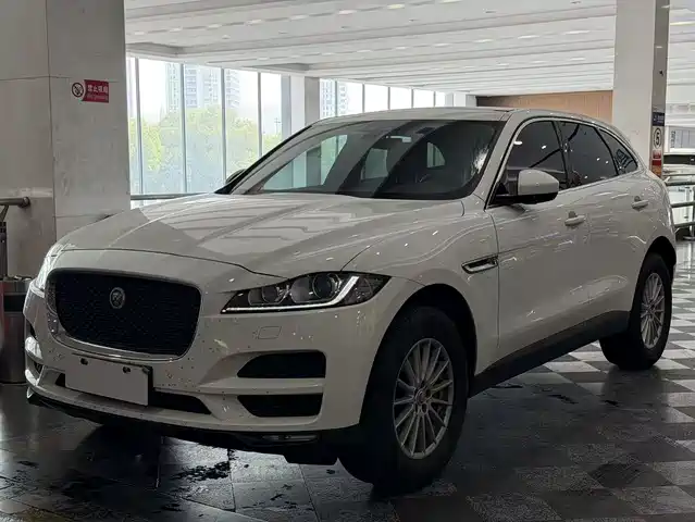 Jaguar Jaguar F-Pace Jaguar F-PACE 2019 2.0T two-wheel drive urban exclusive edition — фото
