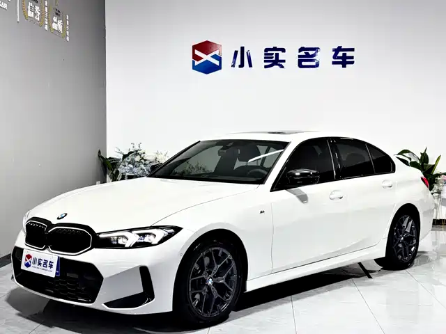 Bmw Bmw 3 Series Bmw 3 Series 2025 330i M Sports Night Package — фото