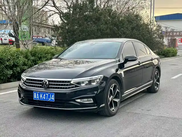 Volkswagen Magotan Magotan 2023 2 Million Commemorative Edition 380tsi Dsg Flagship Model — фото