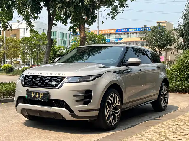 Land Rover Range Rover Evoque New Energy Range Rover Evoque New Energy 2022 Evoque L P300e Plug-In Electric Hybrid Version — фото