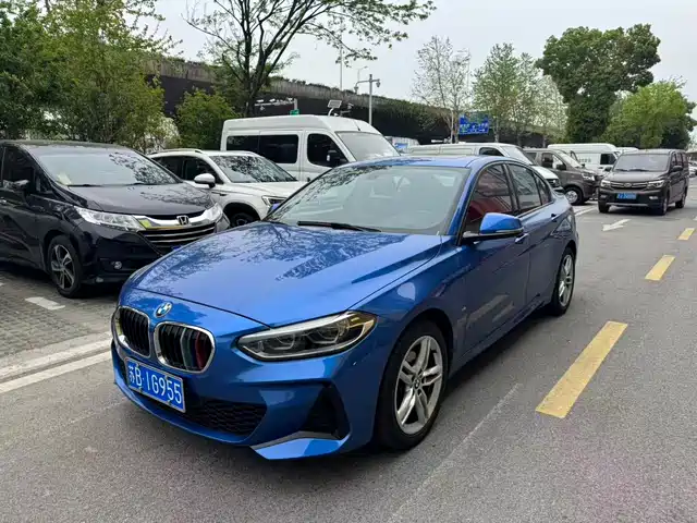 Bmw Bmw 1 Series Bmw 1 Series 2019 118i M Sports Package