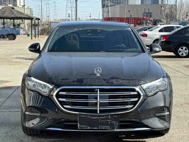 Mercedes-Benz Mercedes-Benz E-Class Mercedes-Benz E-Class 2025 Facelift E 300 L Fashionable Model — фото
