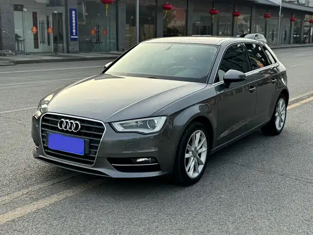 Audi Audi A3 Audi A3 2014 Sportback 35 Tfsi Automatic Comfort Model — фото