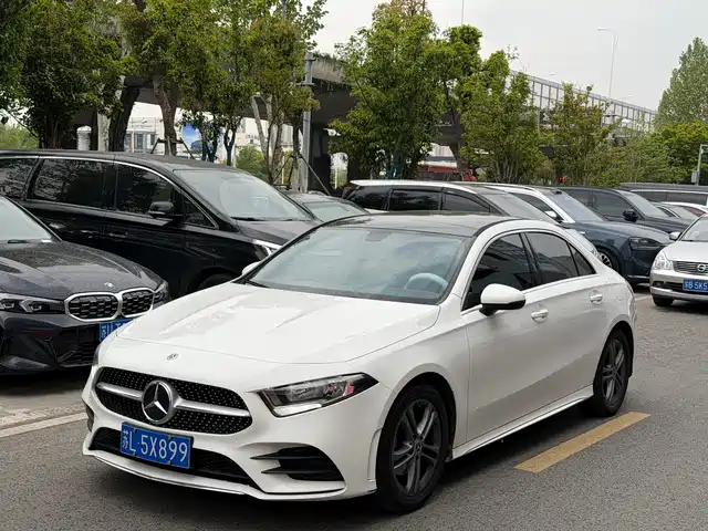Mercedes-Benz Mercedes Benz A Class Mercedes-Benz A-Class 2022 Facelift A 180 L Sports Sedan