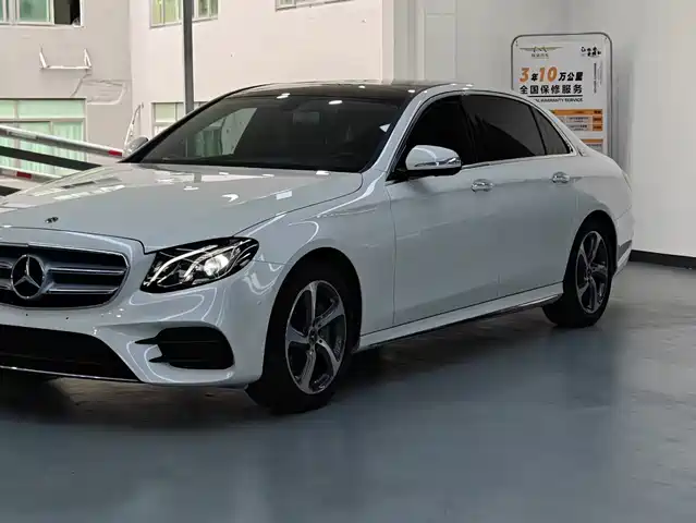 Mercedes-Benz Mercedes-Benz E-Class Mercedes-Benz E-Class 2018 Facelift E 300 L Sports Luxury Model — фото