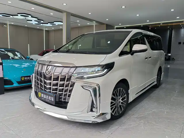 Toyota Elfa Alfa 2015 3.5l Deluxe Edition — фото