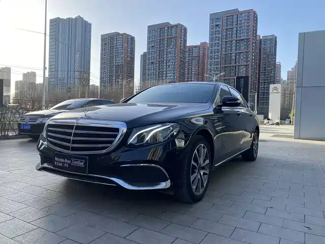 Mercedes-Benz Mercedes-Benz E-Class Mercedes-Benz E-Class 2020 E 260 L 4matic — фото