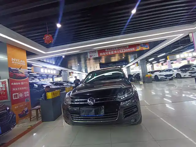 Volkswagen Touareg Touareg 2011 3.0tsi Luxury Model