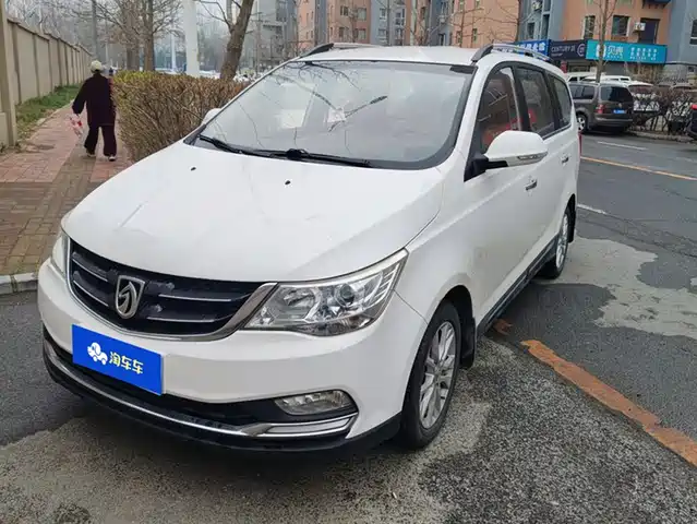 Baojun Baojun 730 Baojun 730 2016 Facelift 1.5l Manual Standard 7 Seats National V