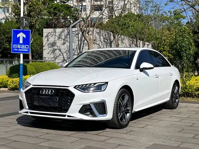 Audi Audi A4l Audi A4l 2020 40 Tfsi Quattro Luxury And Dynamic Model — фото