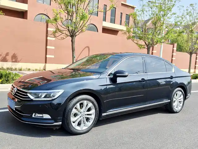Volkswagen Magotan Magotan 2018 Facelift 330tsi Dsg Luxury Model — фото