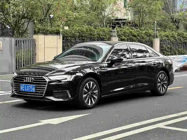 Audi Audi A6l Audi A6l 2021 45 Tfsi Premium Elegant Model — фото
