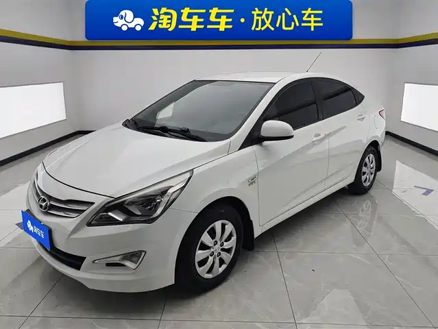 Hyundai Reina Reina 2014 1.4l Manual Smart Gls