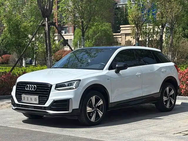 Audi Audi Q2l Audi Q2l 2021 35 Tfsi Fashionable And Dynamic — фото
