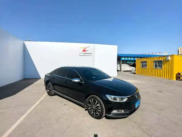 Volkswagen Magotan Magotan 2017 330tsi Dsg Luxury Model — фото