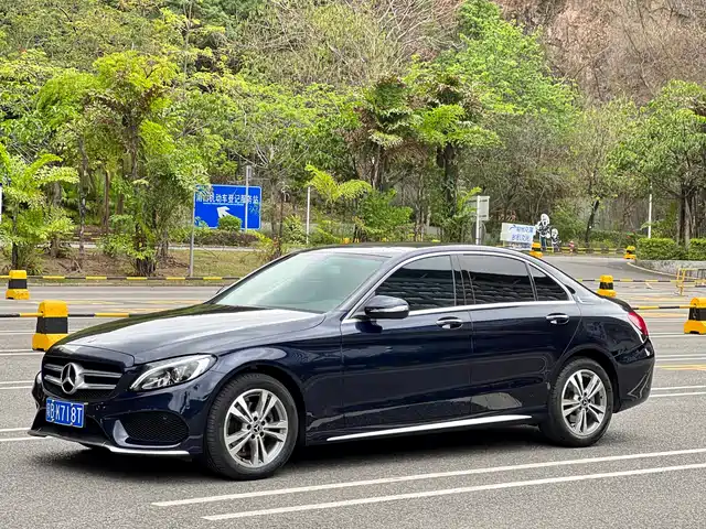 Mercedes-Benz Mercedes Benz C Class Mercedes-Benz C-Class 2018 C 200 L Sports Edition — фото