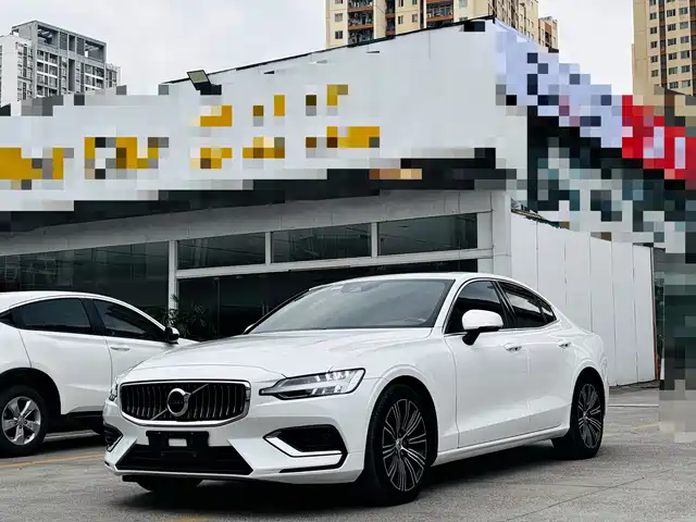 Volvo Volvo S60 Volvo S60 2022 B4 Zhiyuan Luxury Edition — фото