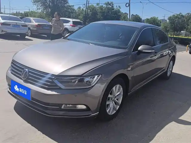 Volkswagen Magotan Magotan 2017 280tsi Dsg Comfort Model — фото
