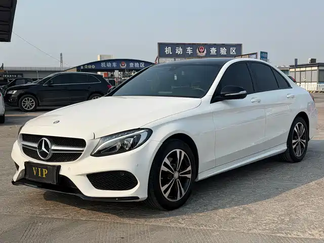 Mercedes-Benz Mercedes Benz C Class Mercedes-Benz C-Class 2015 C 200 Sports Edition — фото