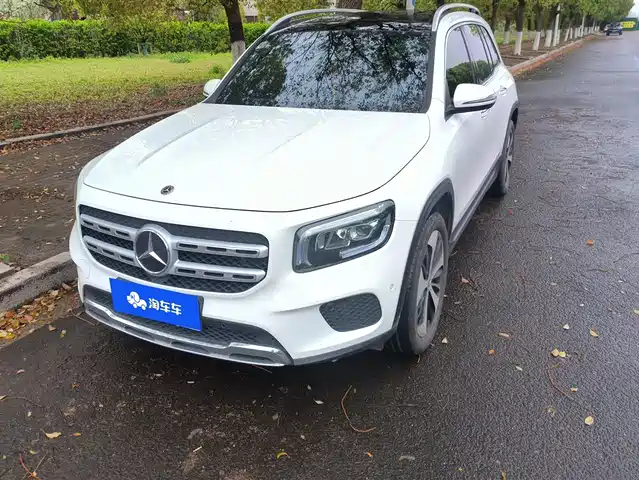 Mercedes-Benz Mercedes-Benz Glb Mercedes-Benz Glb 2021 Glb 200 Fashion Model — фото