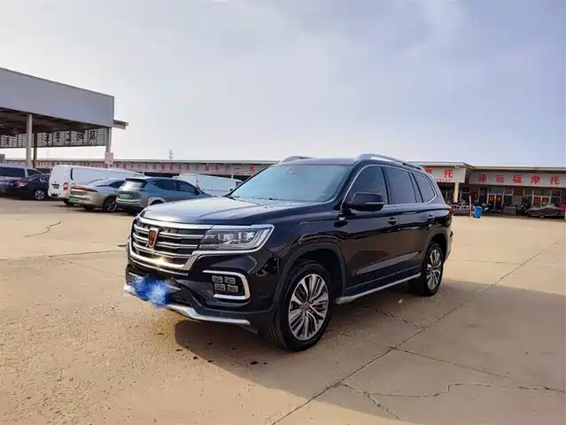 Roewe Roewe Rx8 Roewe Rx8 2018 30t Intelligent Networked Four-Wheel Drive Supreme Edition