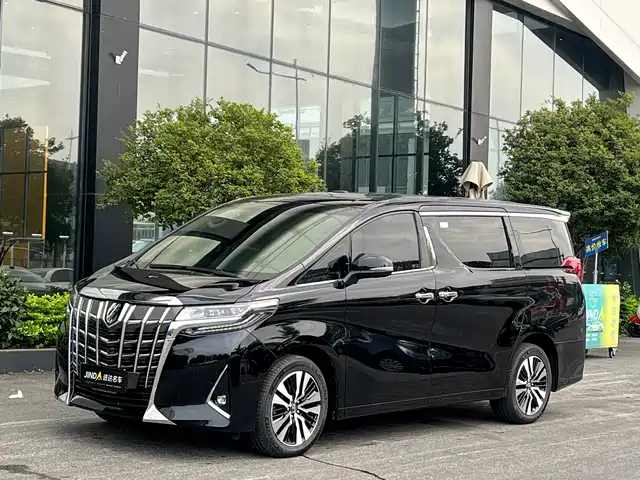 Toyota Elfa Alfa 2018 Facelift 3.5l Premium Version — фото