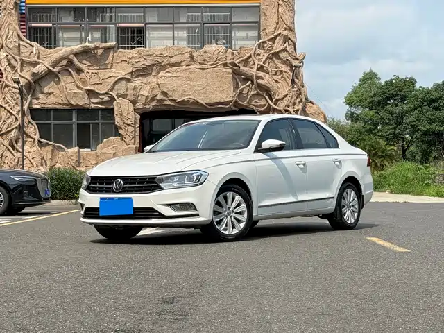 Volkswagen Bora Bora 2018 1.5l Manual Comfort Model